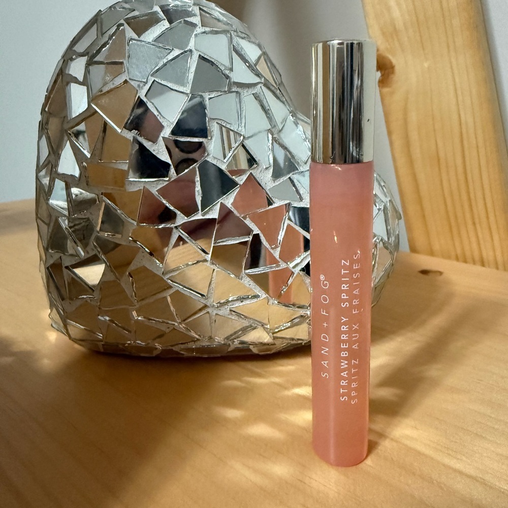 Sand + Fog Strawberry Spritz Oil Roller